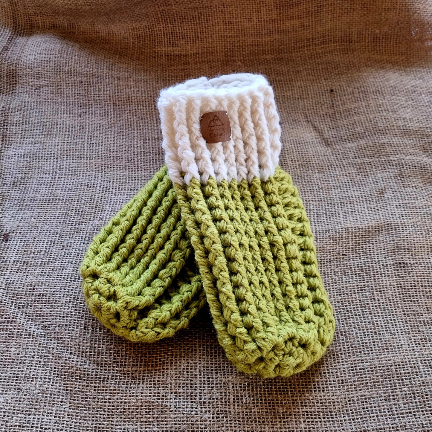 Aspiring Design Slippers